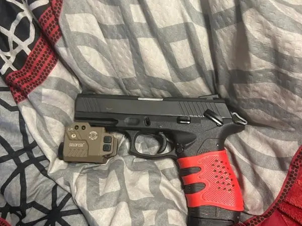Taurus Pt 809