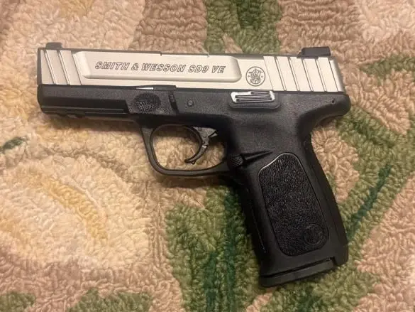 Smith & Wesson SD9VE