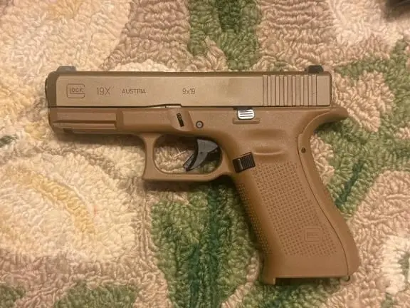 Glock 19X