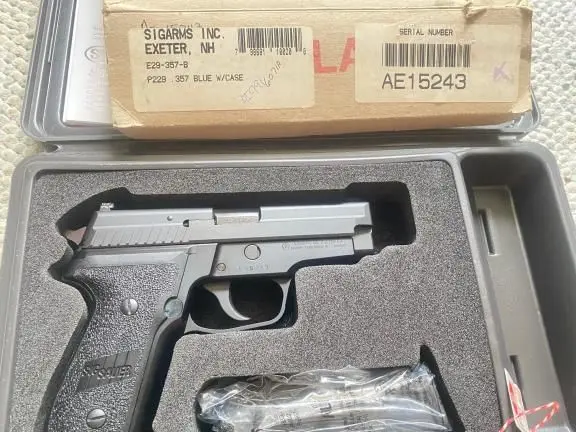 SIG COLLECTORS 357 SIG P229 GERMAN BOX & SLEEVE