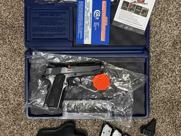 Colt 1911 Combat Commander w/extras