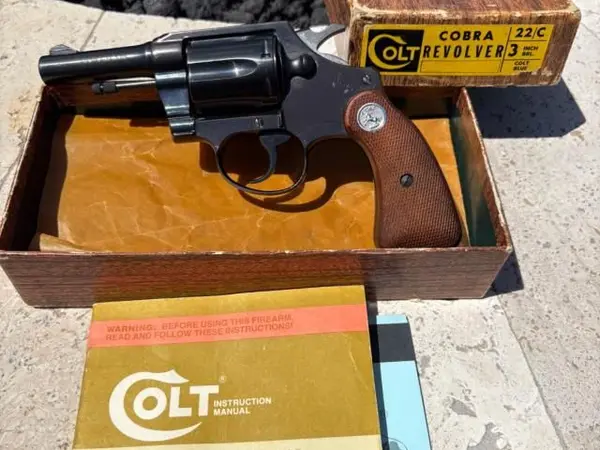 Rare vintage Colt Cobra 22LR 3in 98%