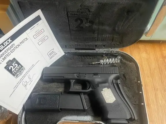 GLOCK 17 GEN4 25TH ANNIVERSARY