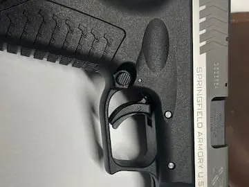 Springfield Armory XDM 40 cal Bi-tone 5.25