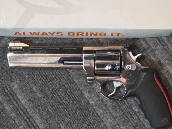 Taurus Raging Bull 454 Casull