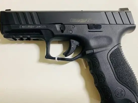 Stoeger STR-9
