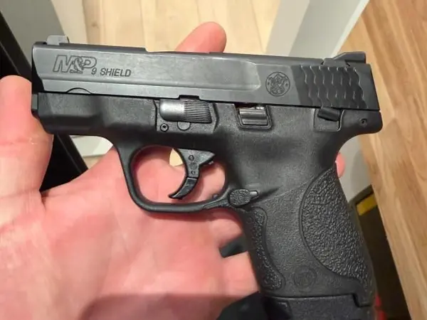 Smith and Wesson m&p shield