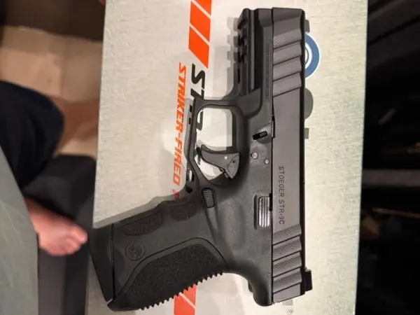 Stoeger STR 9c