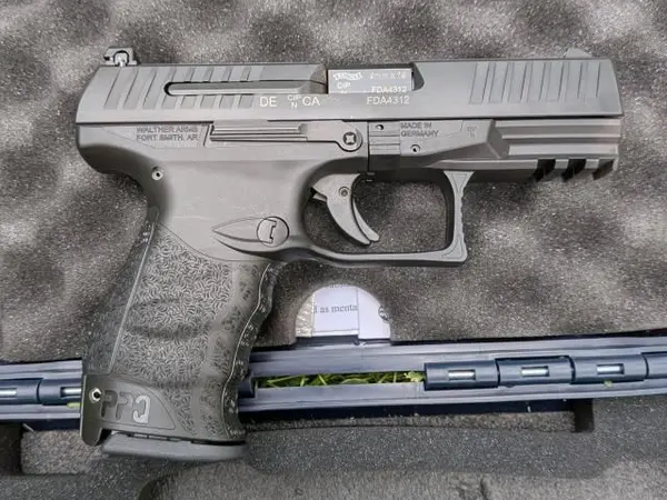 LNIB Walther PPQ M2 9mm