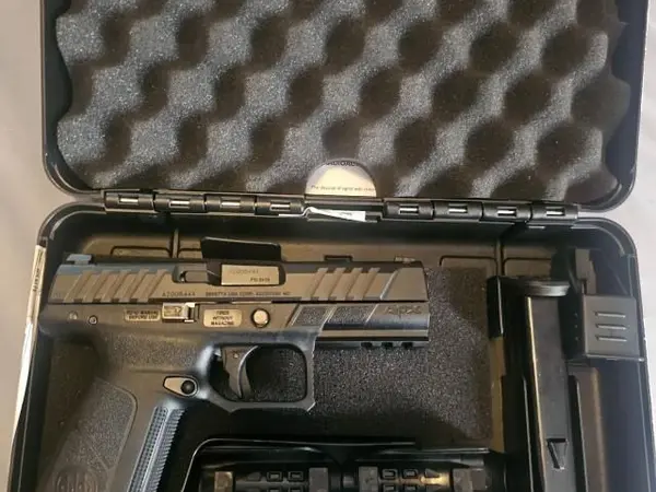 Beretta APXA1