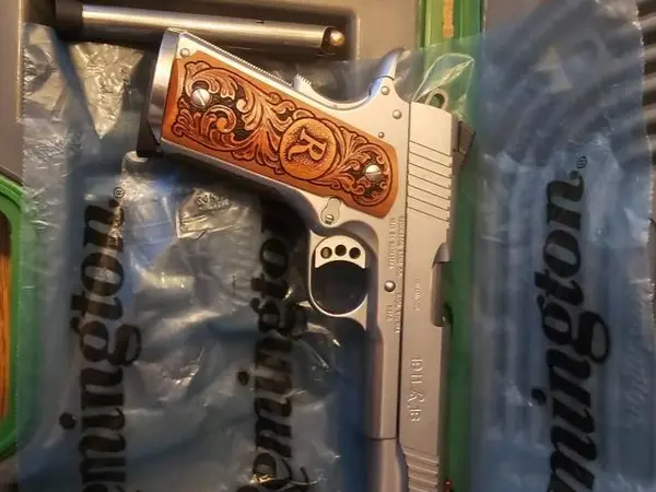 Remington R1 Enhanced Stainless 1911
