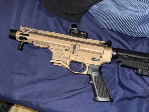 Ar pistol