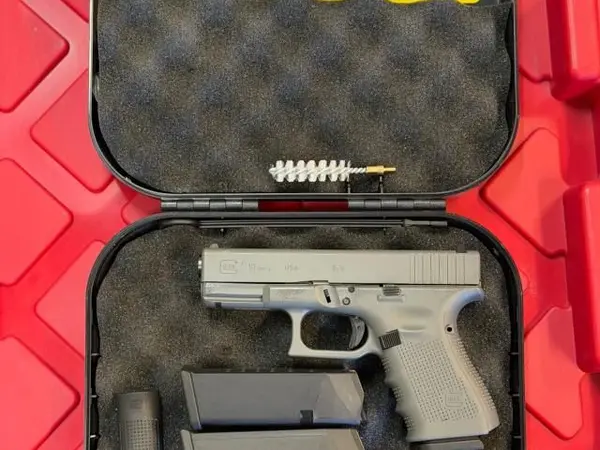 Glock 19 Gen 4 Factory Grey Frame (Lipsey's Distributor Exclusive)