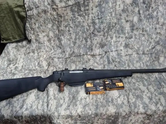 Mossburg model 585.12 ga.fullly rifled. Bolt action slug gun like new