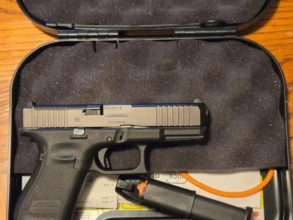 Glock 19 gen 5 MOS LNIB