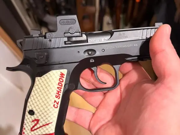 Cz Shadow 2 compact
