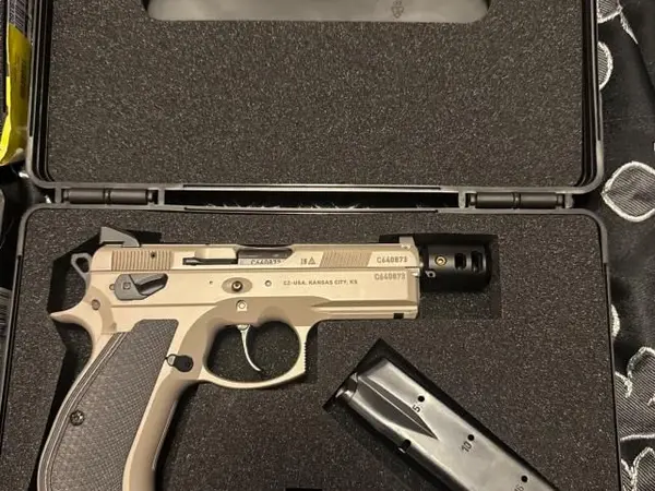 CZ P01