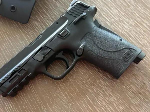 S&W M&P Shield 380 EZ