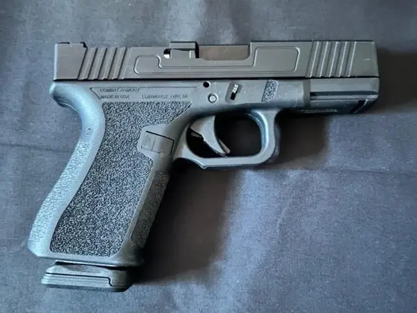 Combat Armory 9mm