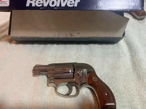 S&W Air weight Nickel Bodyguard