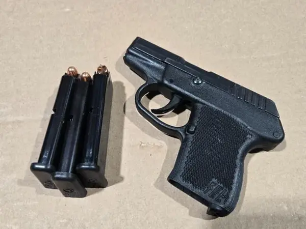 KELTEC P32 3MAGS/AMMO?