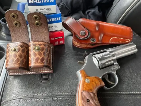 Smith and Wesson 686 Plus
