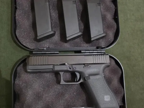 Glock 20 Gen5 MOS W/Holsters