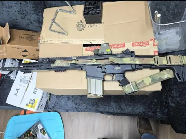 SCAR 17