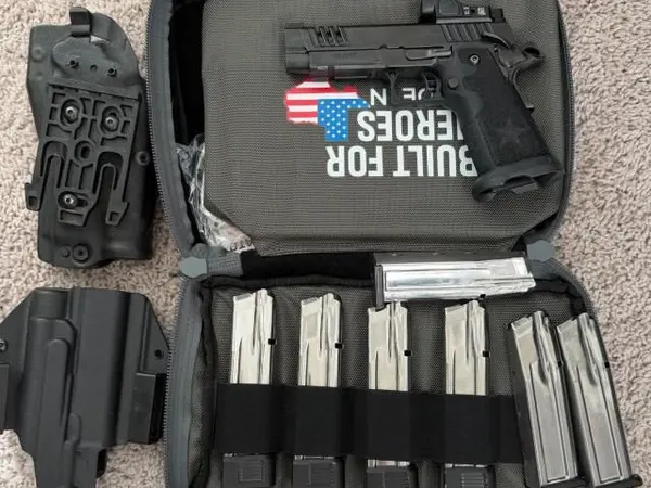 Staccato P W/ Trijicon SRO