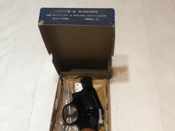 S&w model 12