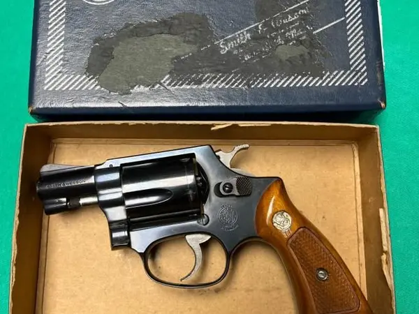 Smith and Wesson model 36 no dash