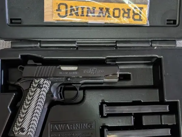 Browning 1911-380