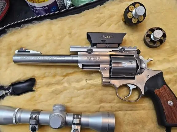 Ruger Super Redhawk