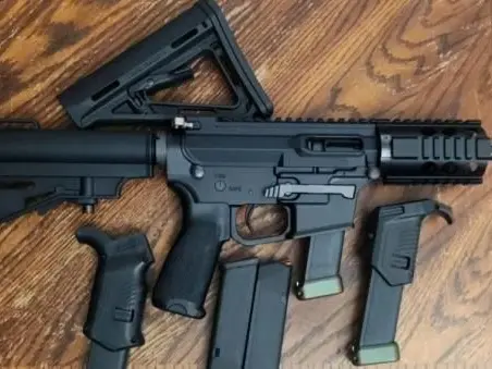 3 9mm, and a 9mm surpressor