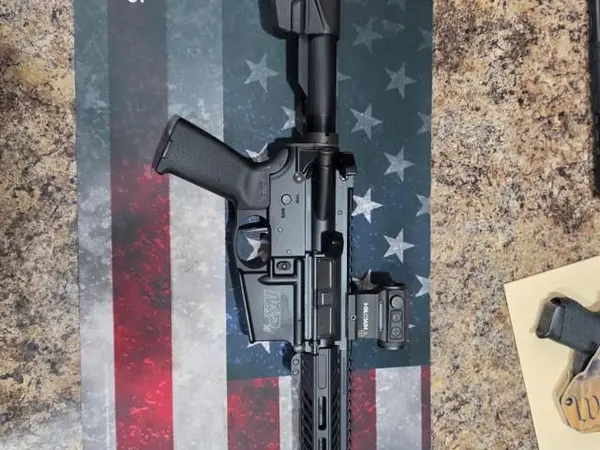 Smith and wesson m&p15 AR Pistol