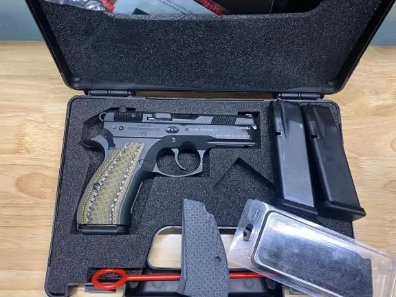 CZ P-01