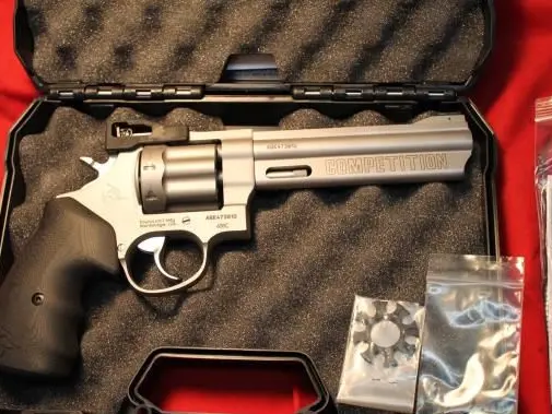 Taurus 608 Competition
