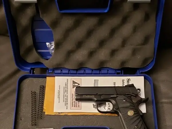 S&W PERFORMANCE CENTER PRO SW1911 9MM