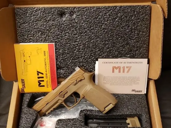 SIG SAUER SURPLUS MILITARY ISSUED M17 9MM SERVICE PISTOL-COA!