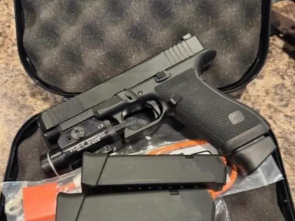 Glock 17 Gen 6 with extras