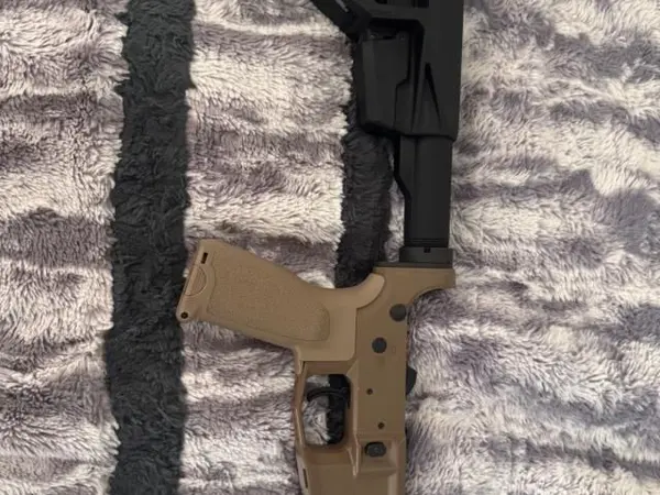 Aero m4e1 complete lower