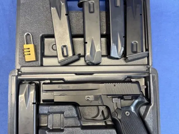 Sig p226 - early west German