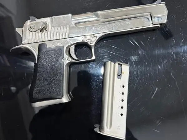Desert Eagle .44 Magnum – Chrome/Stainless Finish – Made in Israel
