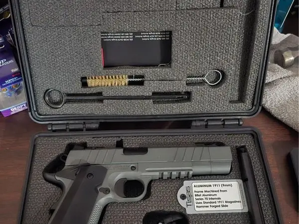 Tisas 1911 Night Stalker Comp 4.25" 9mm