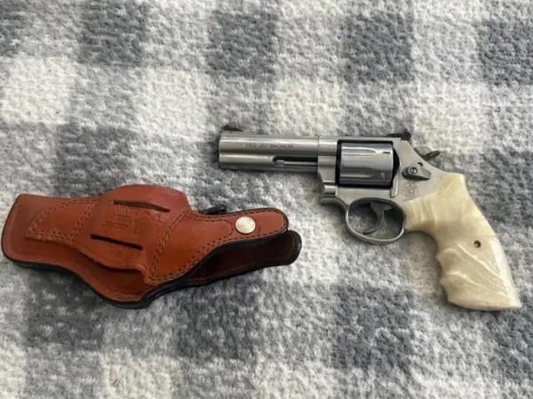 S&W 686 +