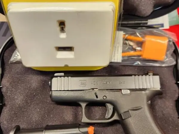 Glock 43x, night sights, 15 rnd factory mag.