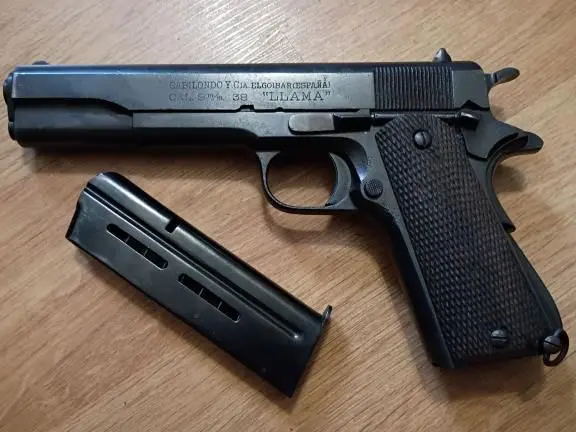 Llama 9mm.........