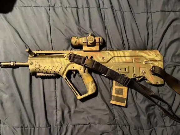 Iwi tavor sar 556