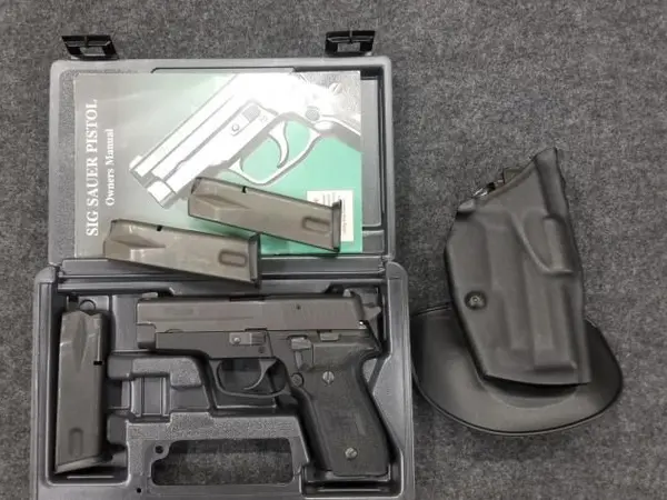 Sig P228