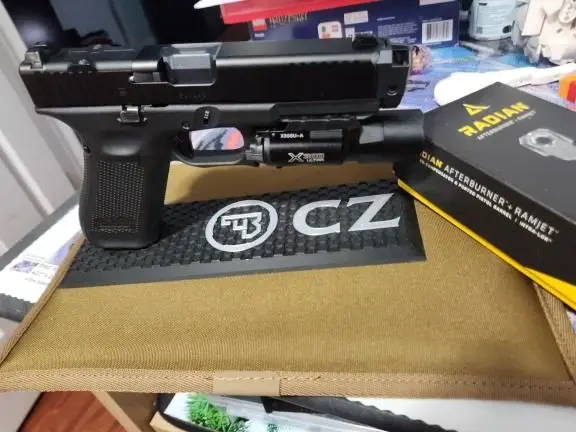 Glock 17 gen 5 radian with rmr optic cut